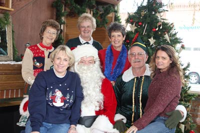 Santa and HOHS Volunteers in the HOHS lobby